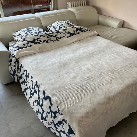 Chambre Privee Avec Terrasse Au Port De Ницца Экстерьер фото